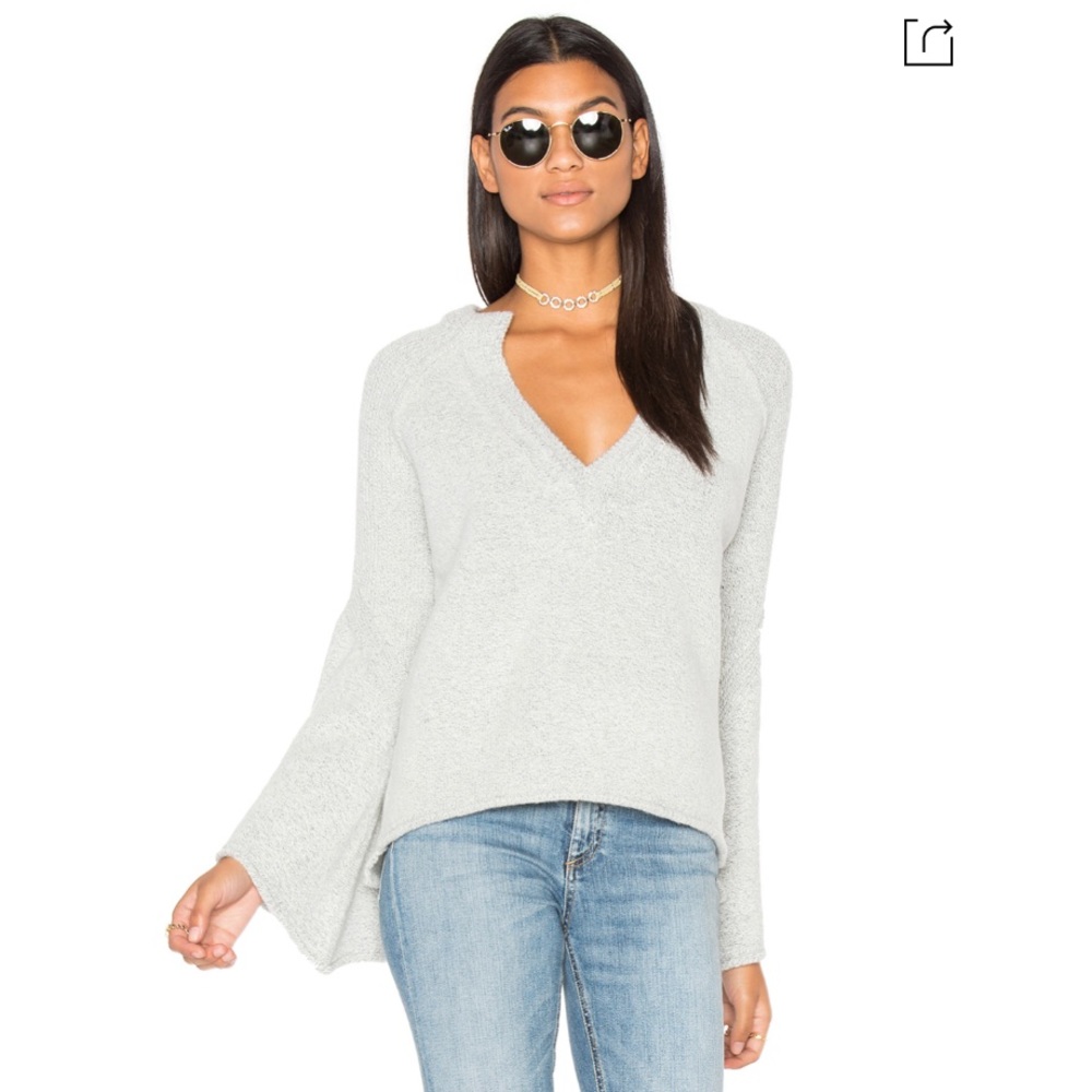 FREE PEOPLE
Lovely Lines Bell Sleeve Sweater In Ivory‎ Size M